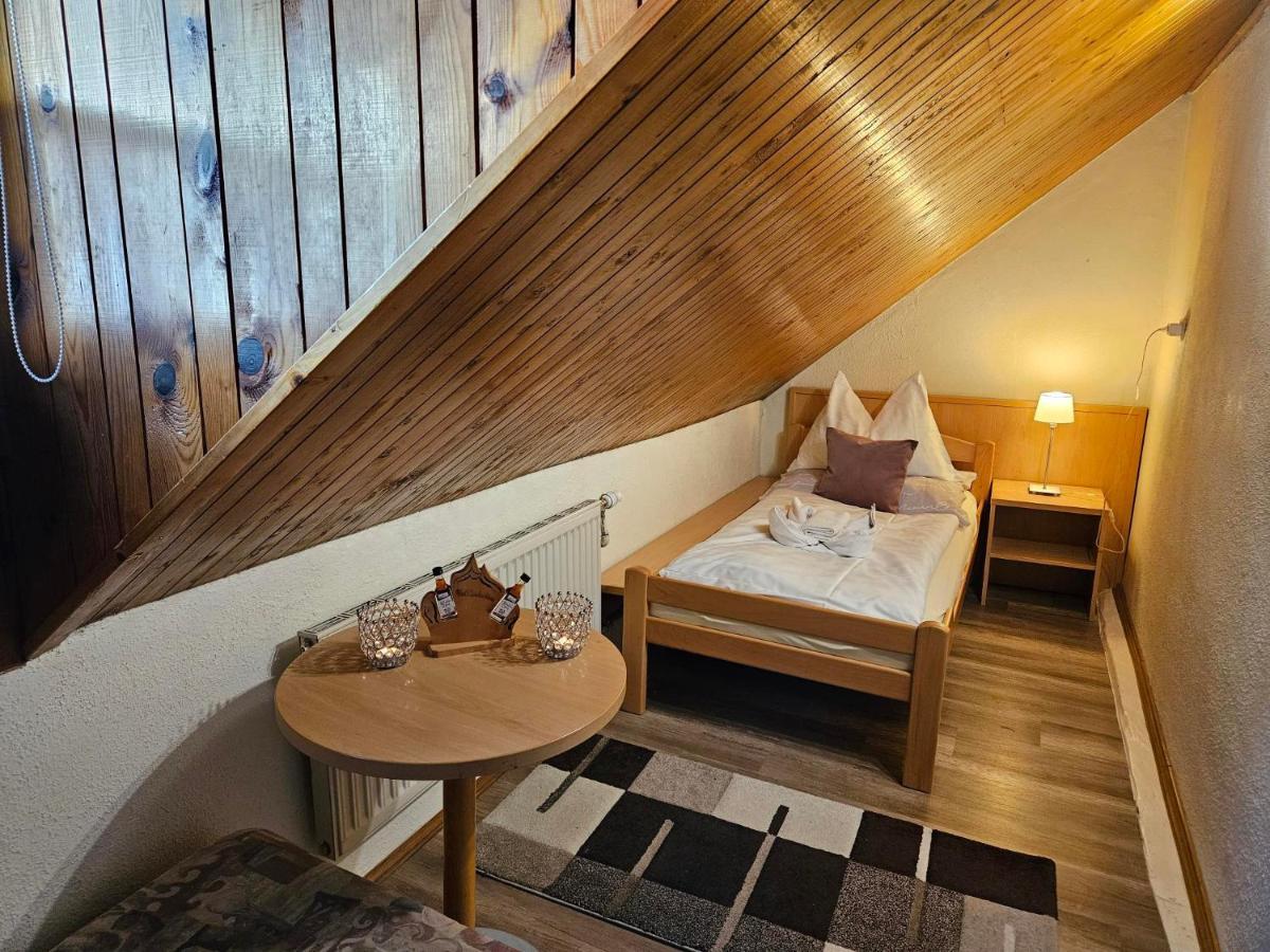 Gasthof-Pension Alt Kirchheim Bad Kleinkirchheim Luaran gambar
